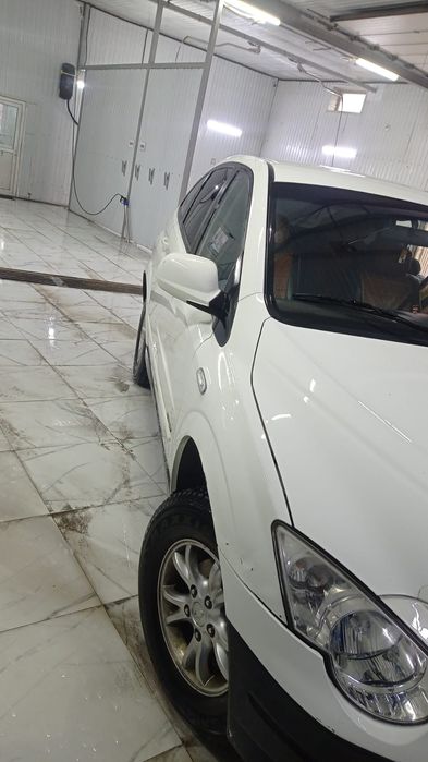 Продам внедорожник.пробег 83000.или обмен .