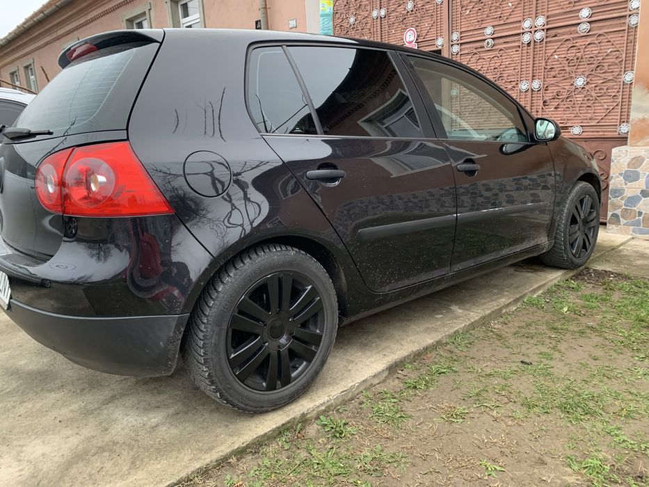 Vand sau schimb Golf 5