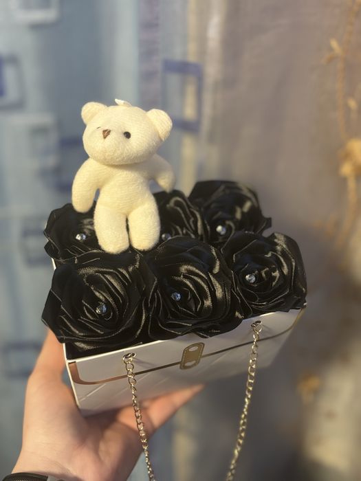 Trandafiri din satin