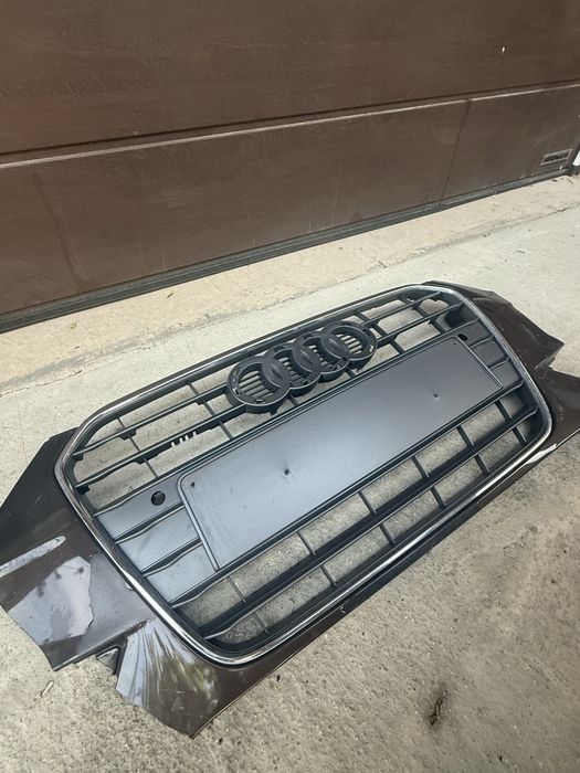 Решетка за AUDI A4 B8