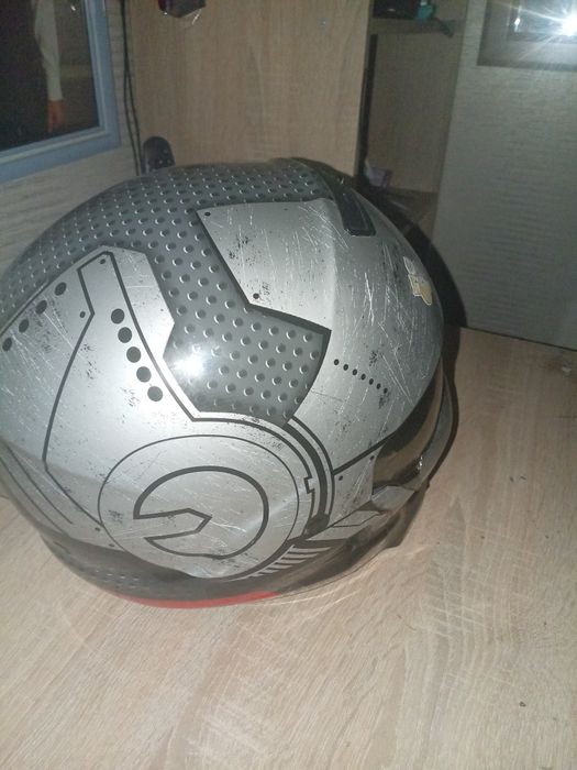 Продам мото шлем