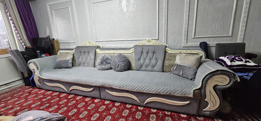 Диван 4метровый для гостинный