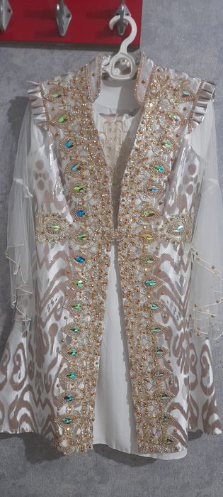 Peshmat razmeri 46 ga keladi.