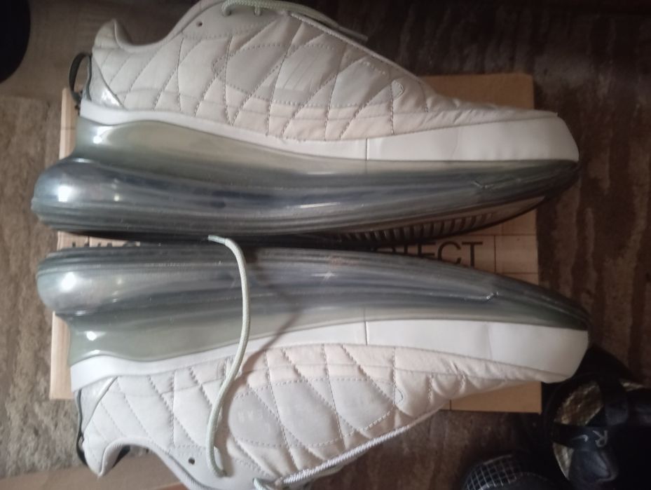 Мартонки Nike air max 720-818