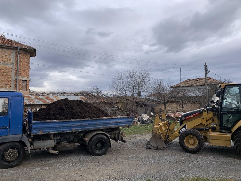 Услуги с комбиниран багер и самосвал Казанлък
