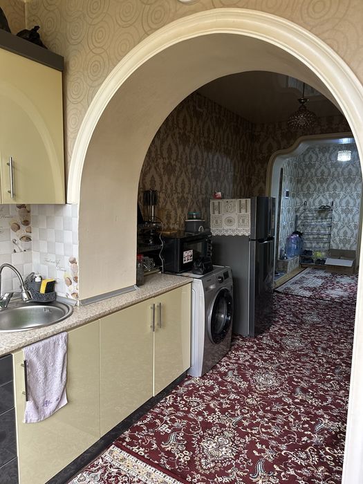 Ижарага берилади 2 хонали 2-этаж гиштли хамма жихозлари бор