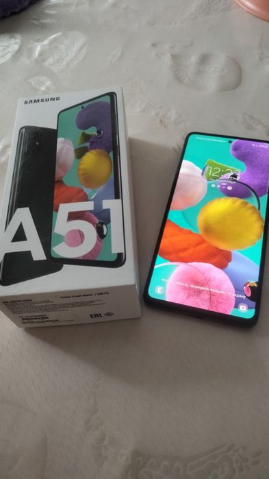 Продам Samsung A51 6/128