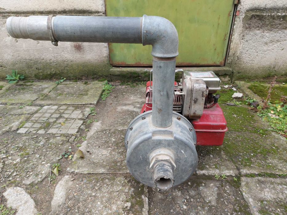 бензинова помпа за вода