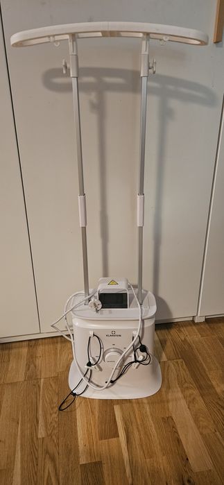 ShirtButler Deluxe echipament automat de uscare și călcare