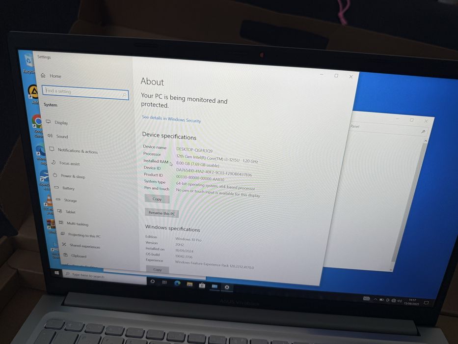 Vand Asus VivoBook R1504Z