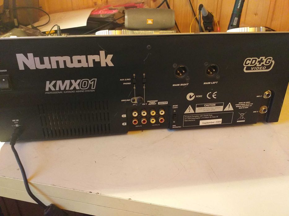 Consola DJ Numark profesionala.