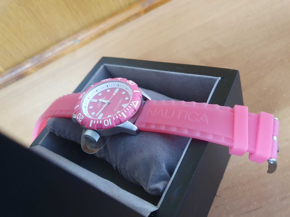 НОВ дамски часовник Nautica™, модел A09607G