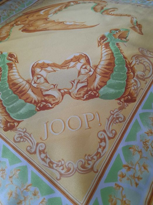 Esarfa Joop, matase naturala, 120 lei