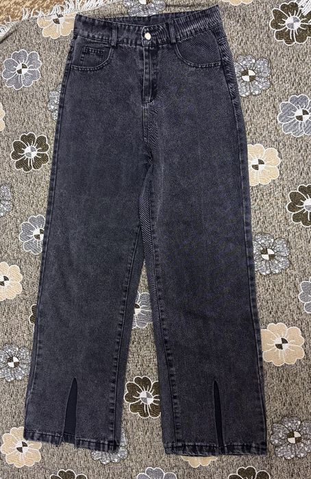 Джинсы в отличном состоянии