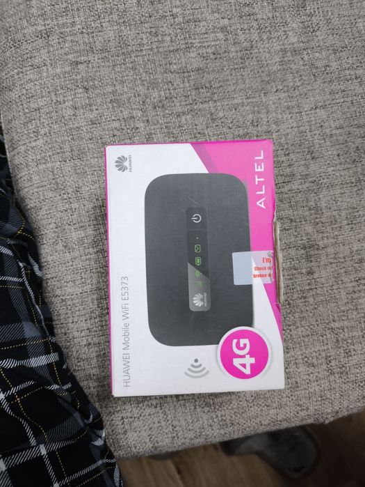 Продам Роутер Altel