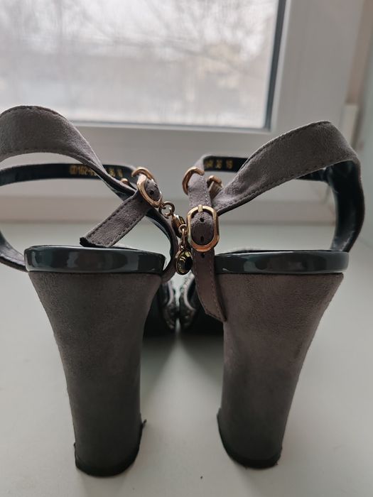 Продам туфли и босоножки б/у