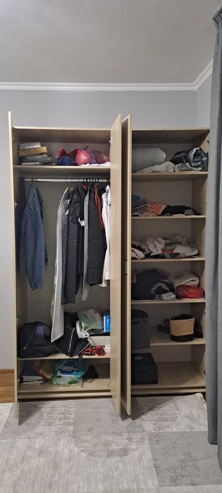 Продам Шкаф четырёх дверной