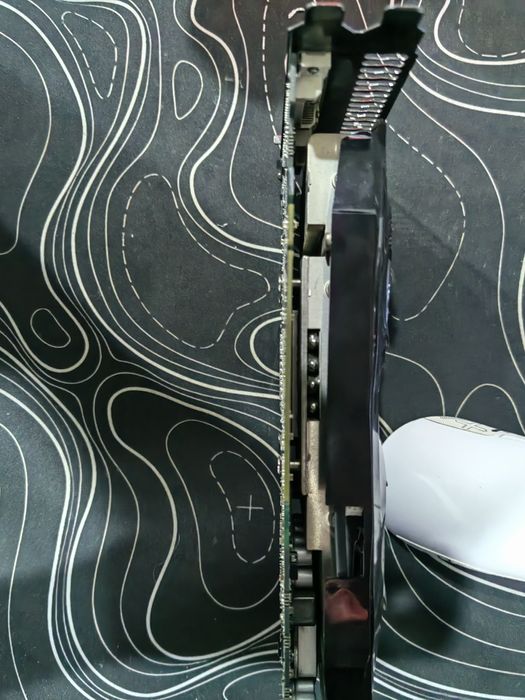 видеокарта GTX560 Ti 1Гб