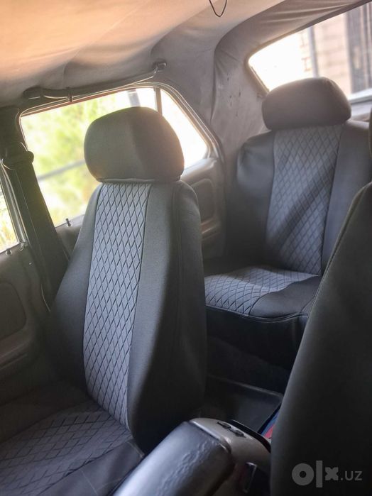 Ideal holatdagi  Volga 3102 sotiladi