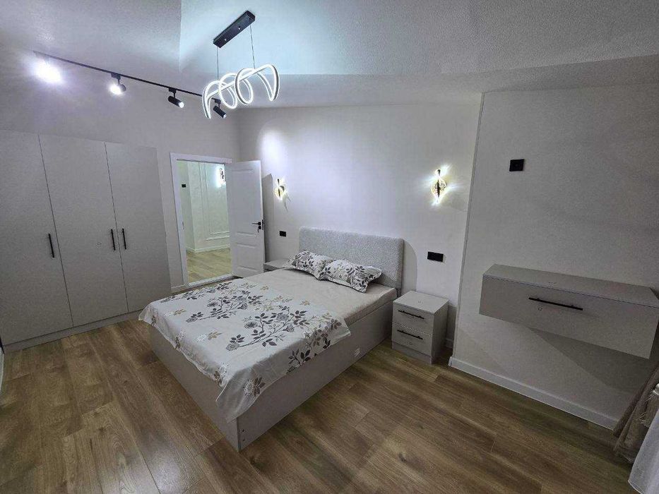 3х комнатная квартира, 90 м/кв в районе Геофизика.