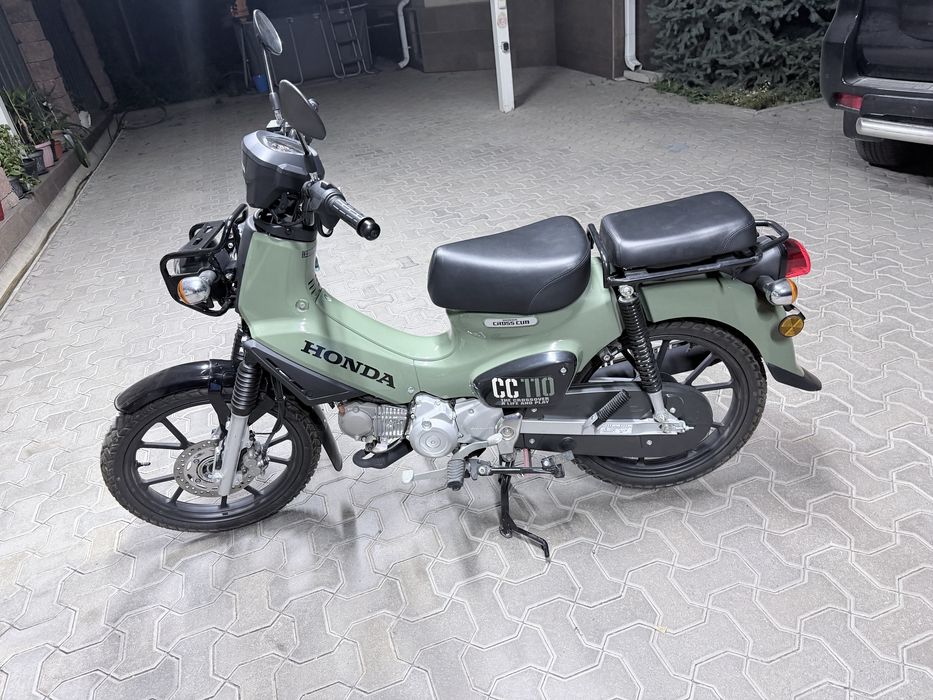 Honda Cross Cub 110 (модель CC110) в зеленом цвете