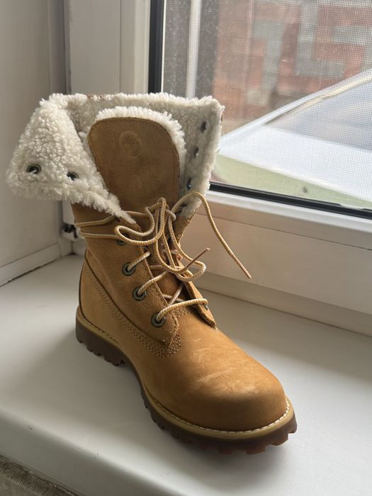 Есть разные сапоги от бренда Timberlend