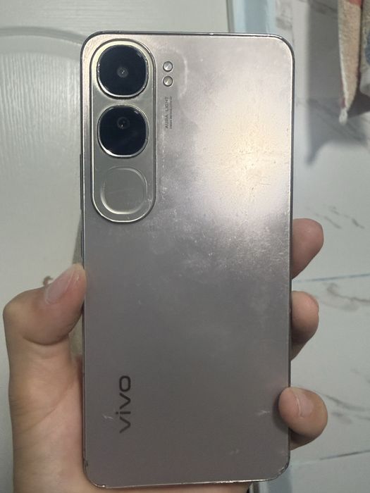Vivo v40 lite обмен