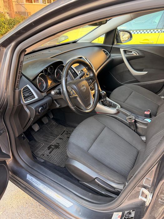 Opel Astra J 1.7 CDTI