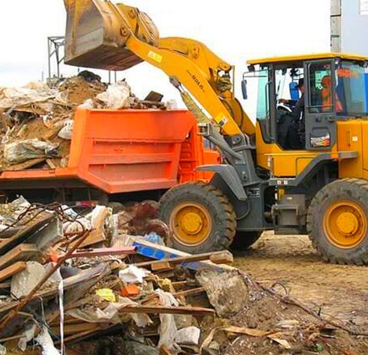 Вывоз мусора. Снос дома. Демонтаж