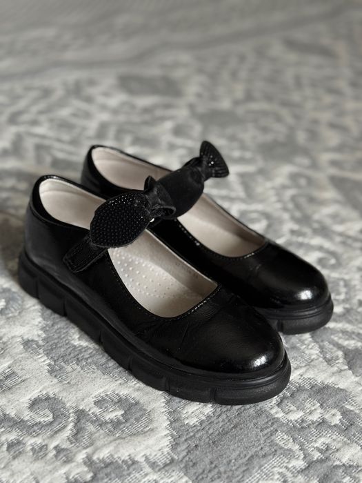 Туфли лакированные школьные для девочки 33р