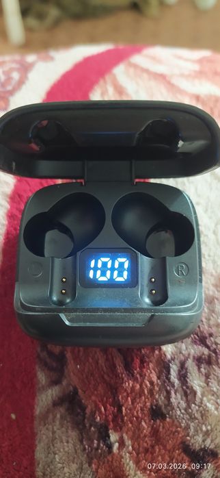 Продам кейс от наушников Редми