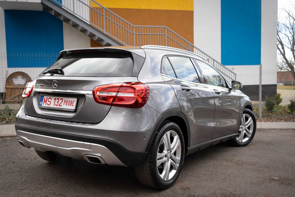 Rate de la 293euro/Luna. Mercedes GLA 200 Urban 1.6i-155cp Euro6 Fara Accidente Garanție 3Ani