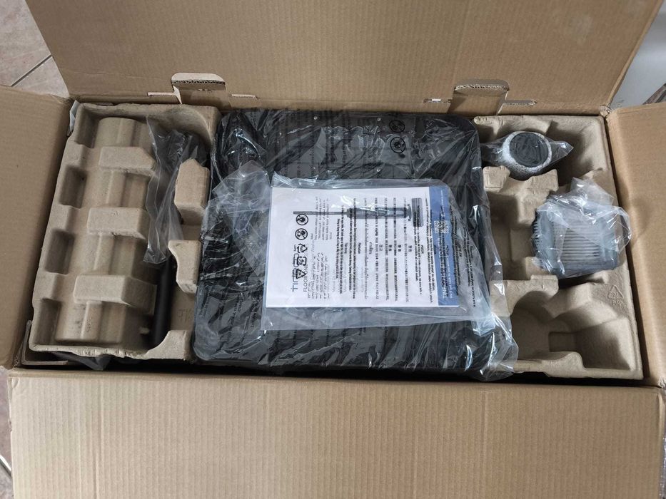 Aspirator cu spalare TINECO S6 la super pret