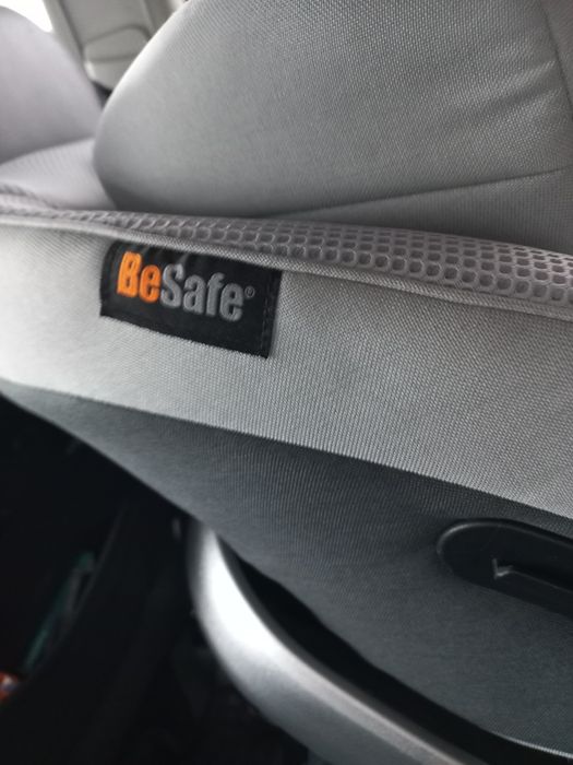 BeSafe Stretch B – столче за кола от раждането до 7 години