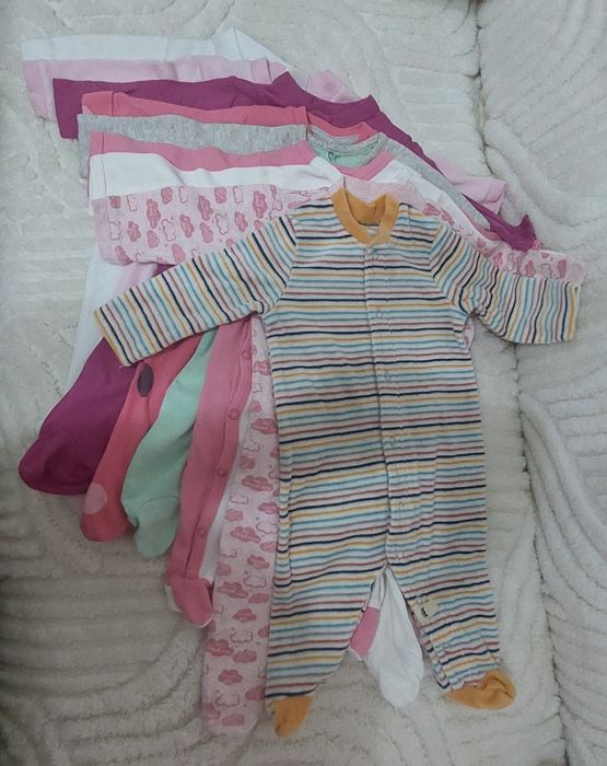Много запазени Ромпърчета 68см,9 бр