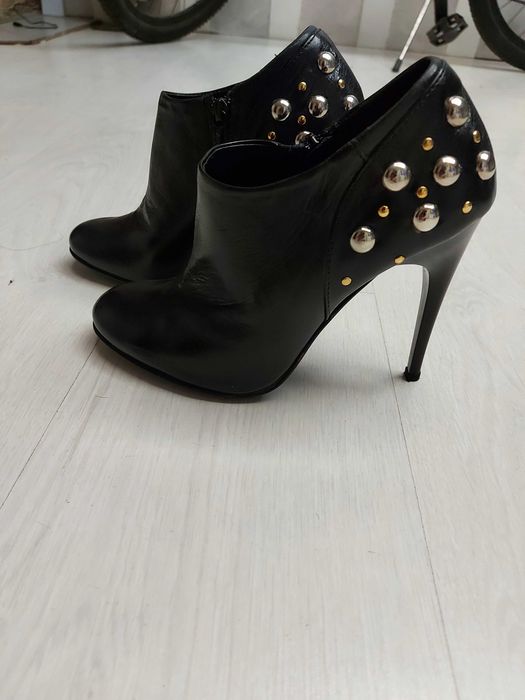 Боти естествена кожа