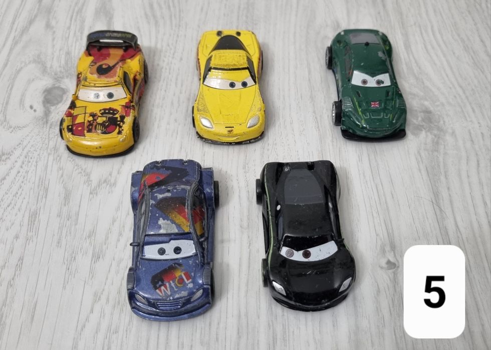 Mașinuțe Cars Fulger Mcqueen
