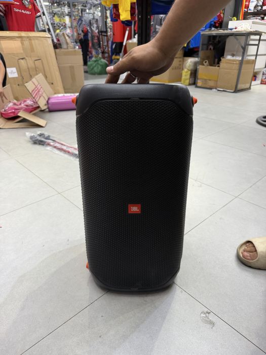 Продам колонку JBL PARTY BOX110