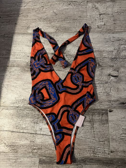 Чисто нов цял бански-little black dress S размер (LBD)