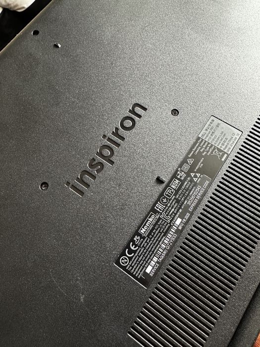 Лаптоп Dell Inspiron 3593 - i5 1035G1