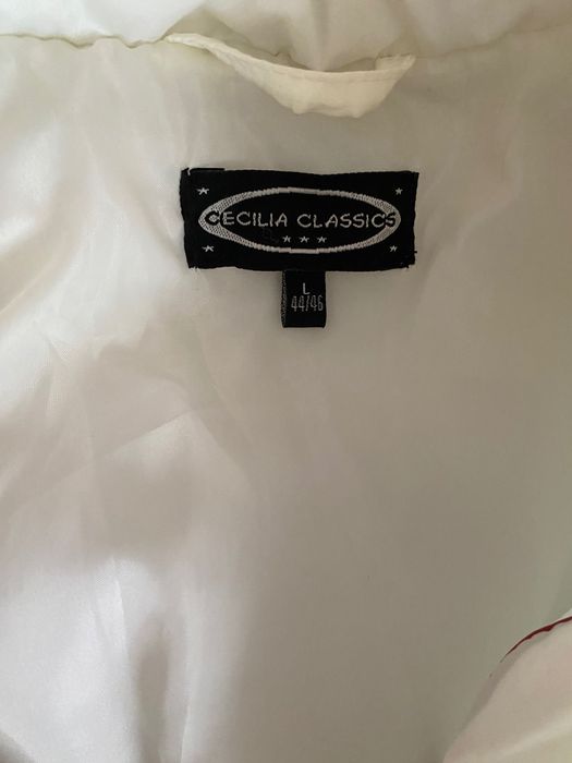 Дамско яке в цвят екрю