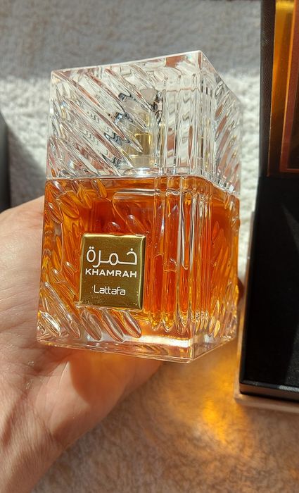 NUMAI 150 lei ambele Lattafa Khamrah 100ml + Casti In Ear Xiaomi Redmi Buds 6 Play - Noi / Doar Desigilate
