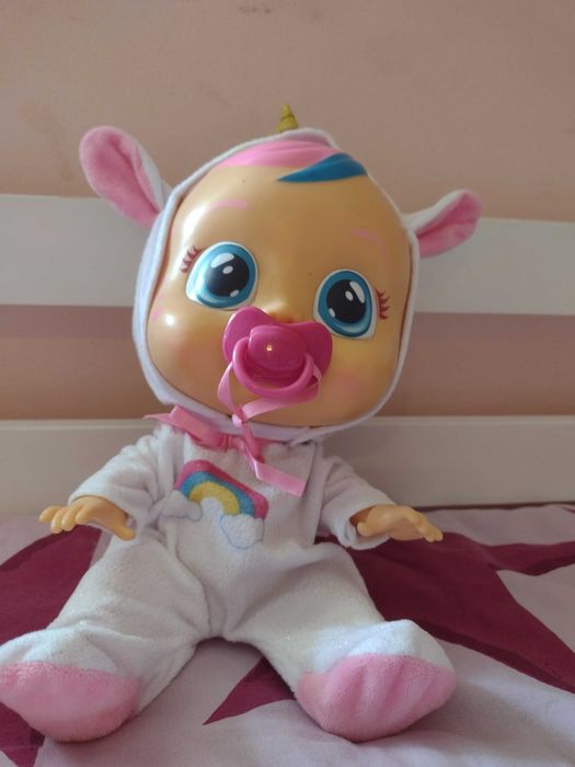 Cry baby. Плачещо бебе