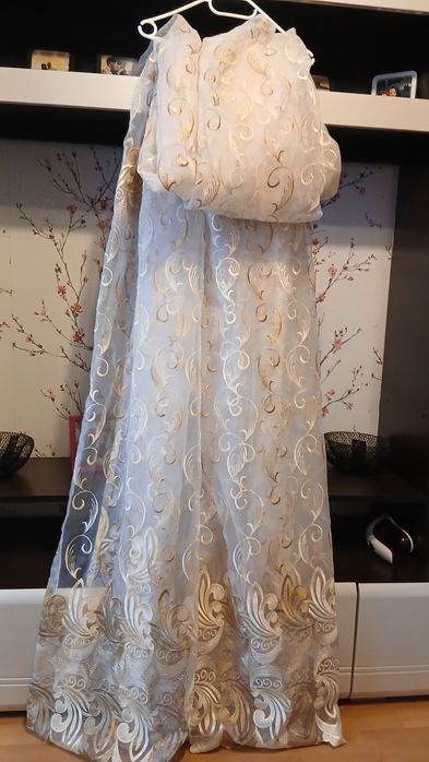 Perdea din mătase organsa