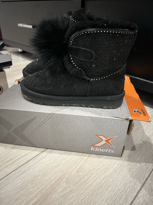 Зимние уги для девочки