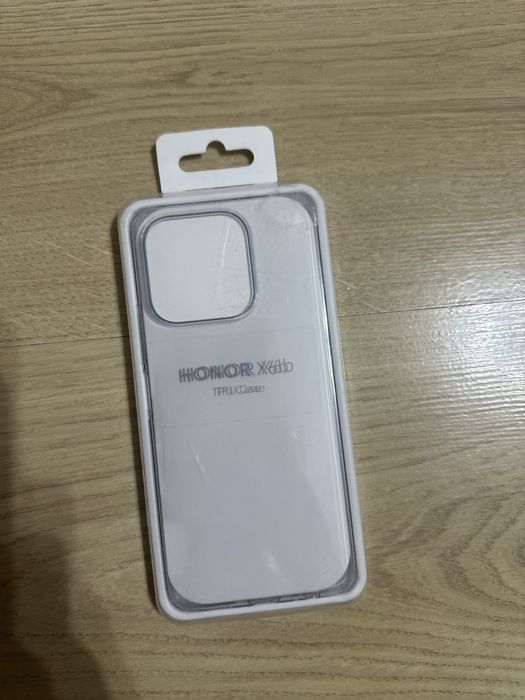 Продается чехол на Honor x6b