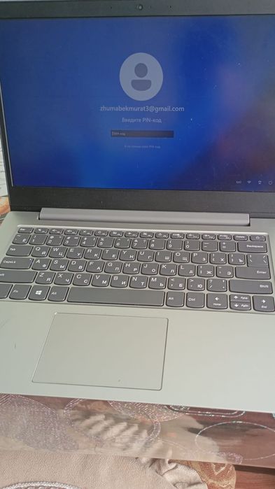 Ноутбук Lenovo  хорошии
