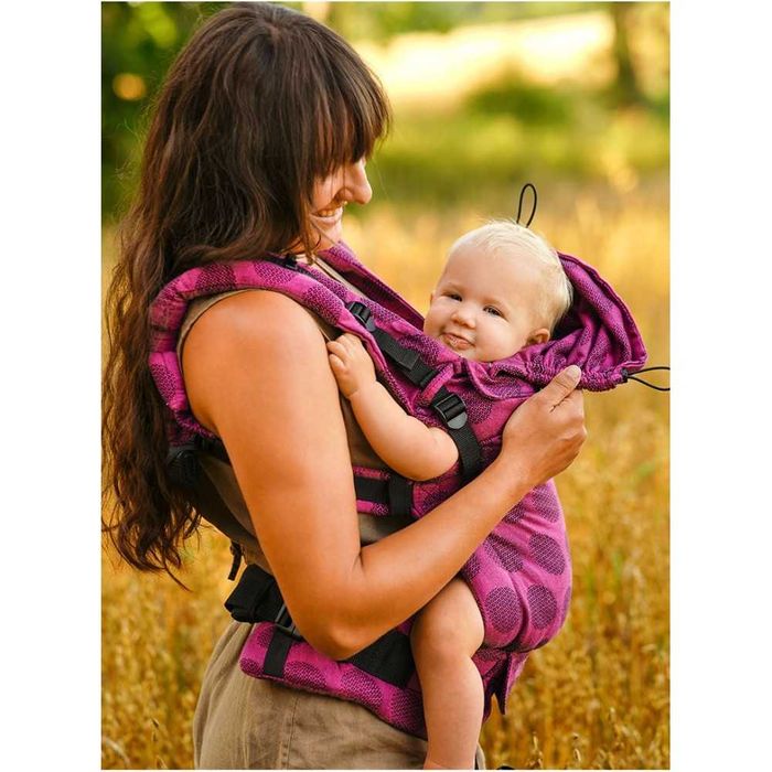 4+ месеца | Регулируема ергономична раница KinderHop MultiGrow - DOTS