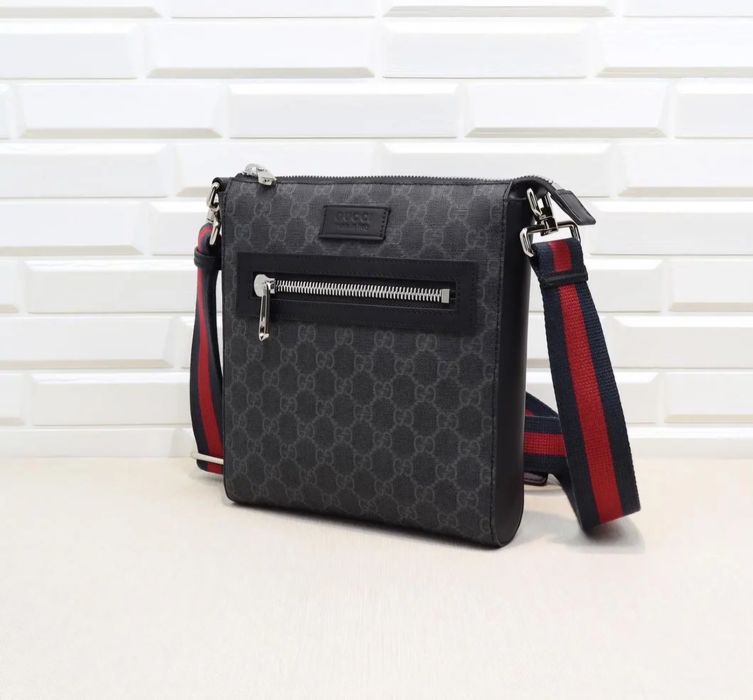 Мъжка чанта през рамо Gucci