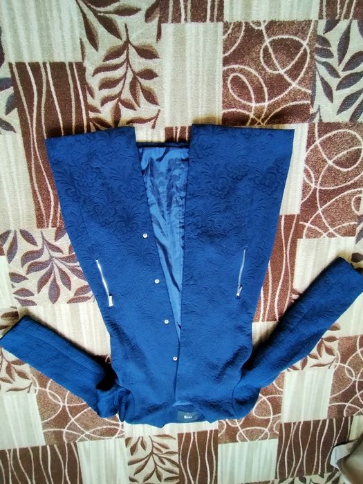 Продам женский тренч